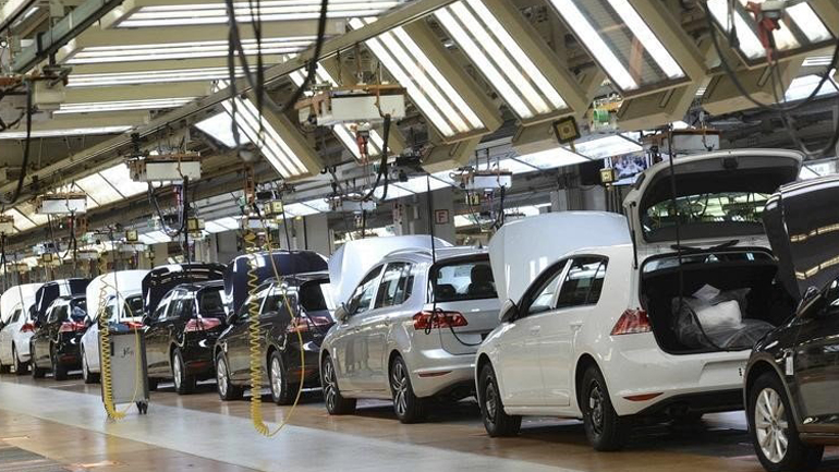 Πρόβλημα με την παραγωγή των VW Golf και Passat